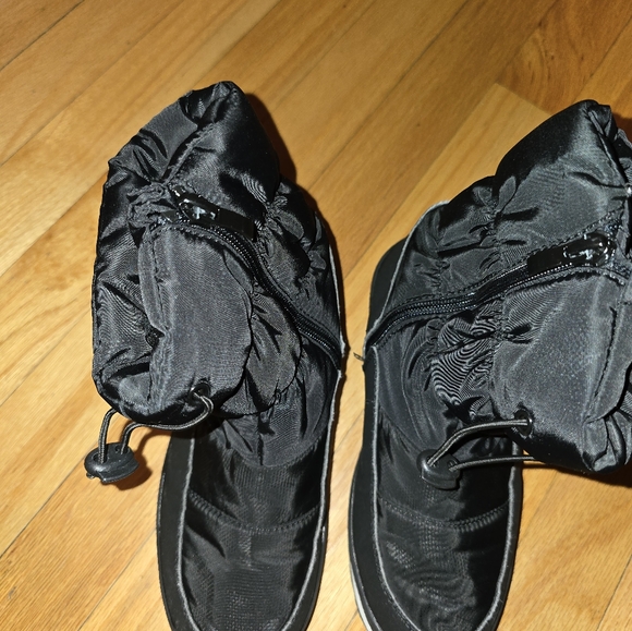 Black size 1 Snow Boats - Picture 4 of 5